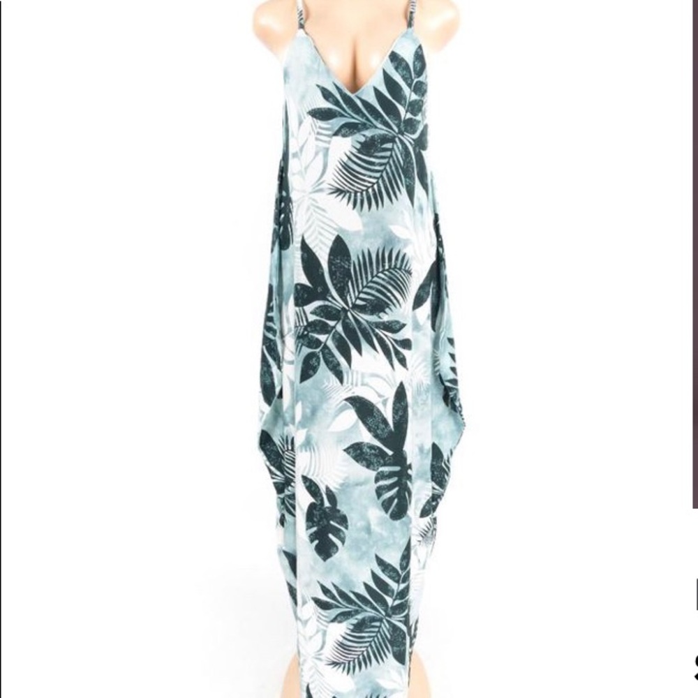 Women’s dress